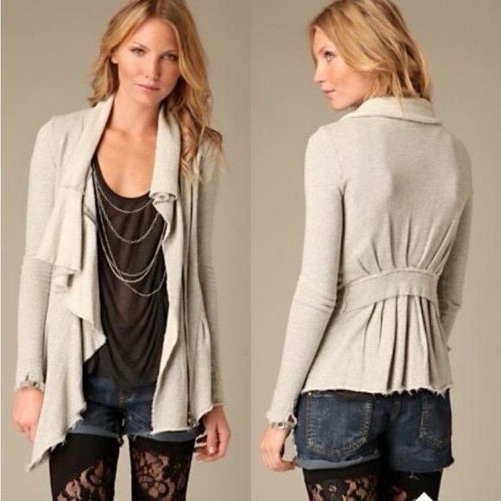 Free People We The Free sz xs cream ruffle front jacket